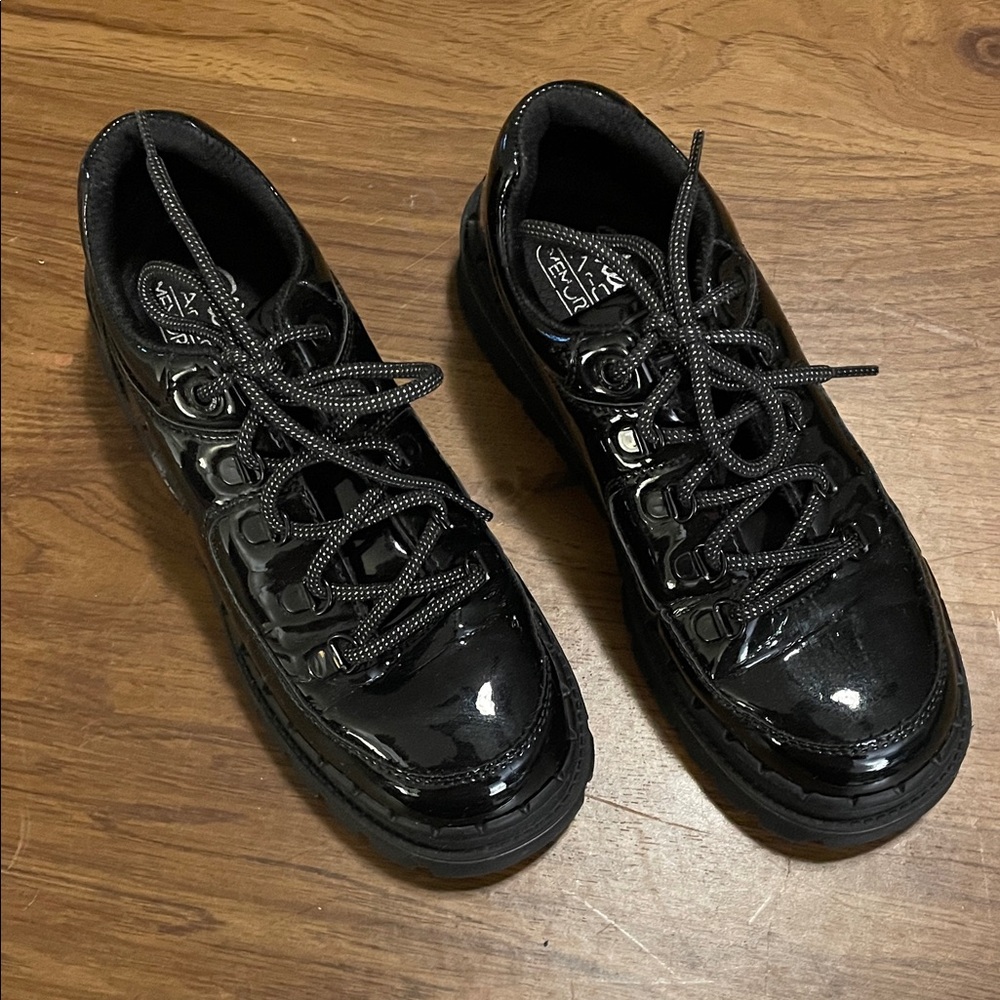 Skechers black patent chunky loafers, 7.5, excellent condition